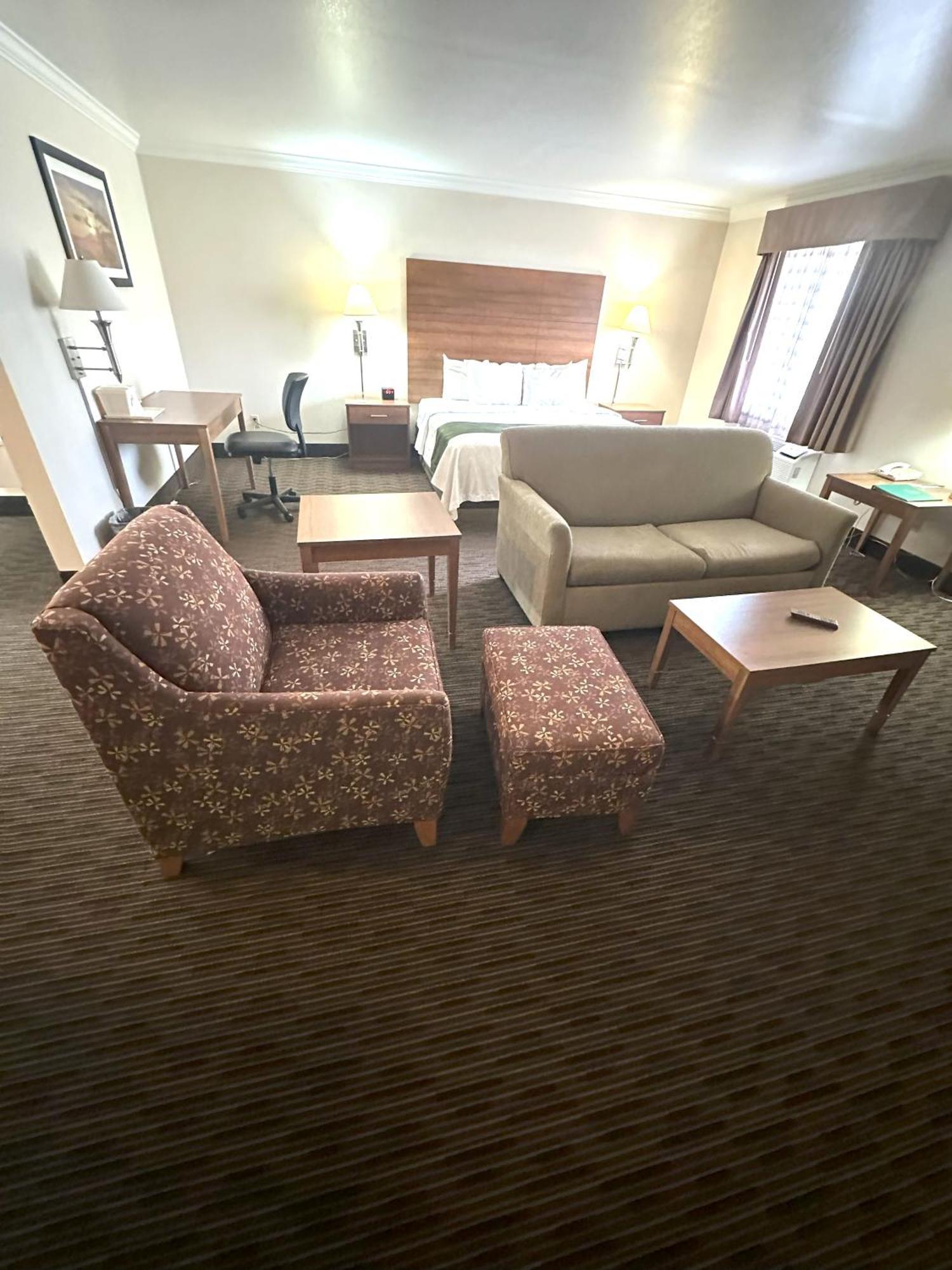 Quality & Hotel